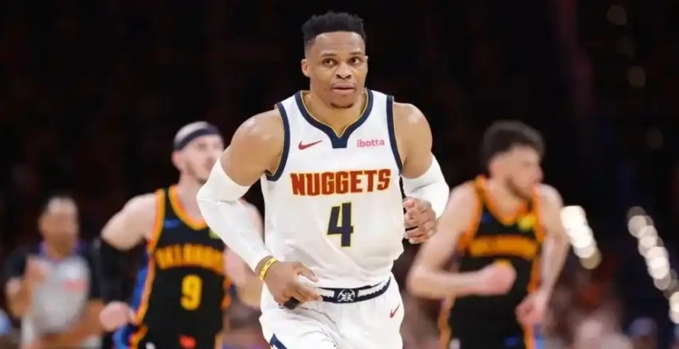 次助攻和 次助攻和