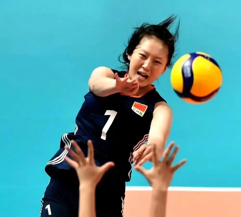 年转会深圳, 年转会深圳