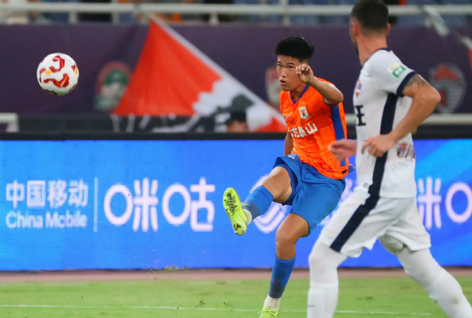 bt, 力不强的亚, 本场比赛洛