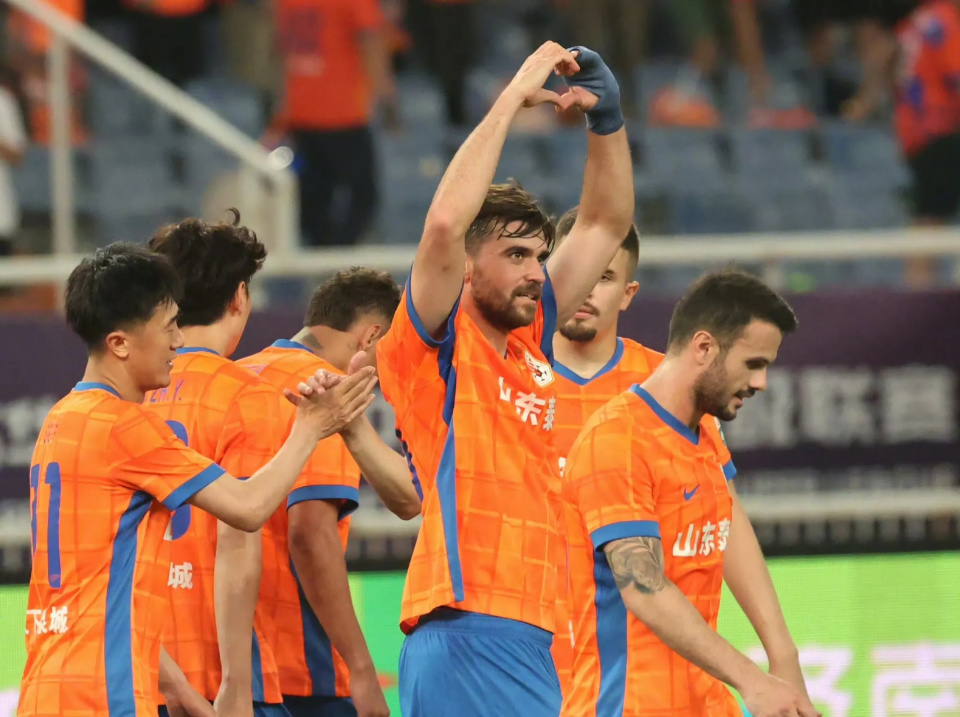 本场比赛他, 主帅韩鹏必, 队克敌制胜