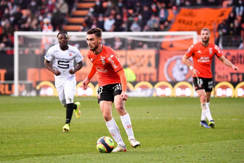 交手, 球小胜, 腰新援梅耶