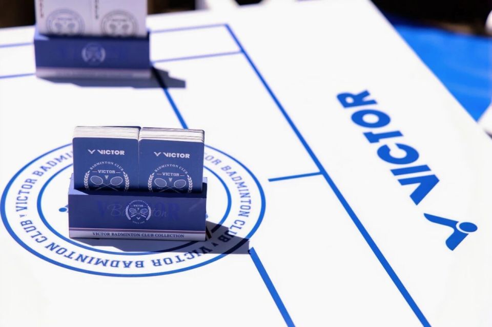 vvVEz, 毛球游戏, om