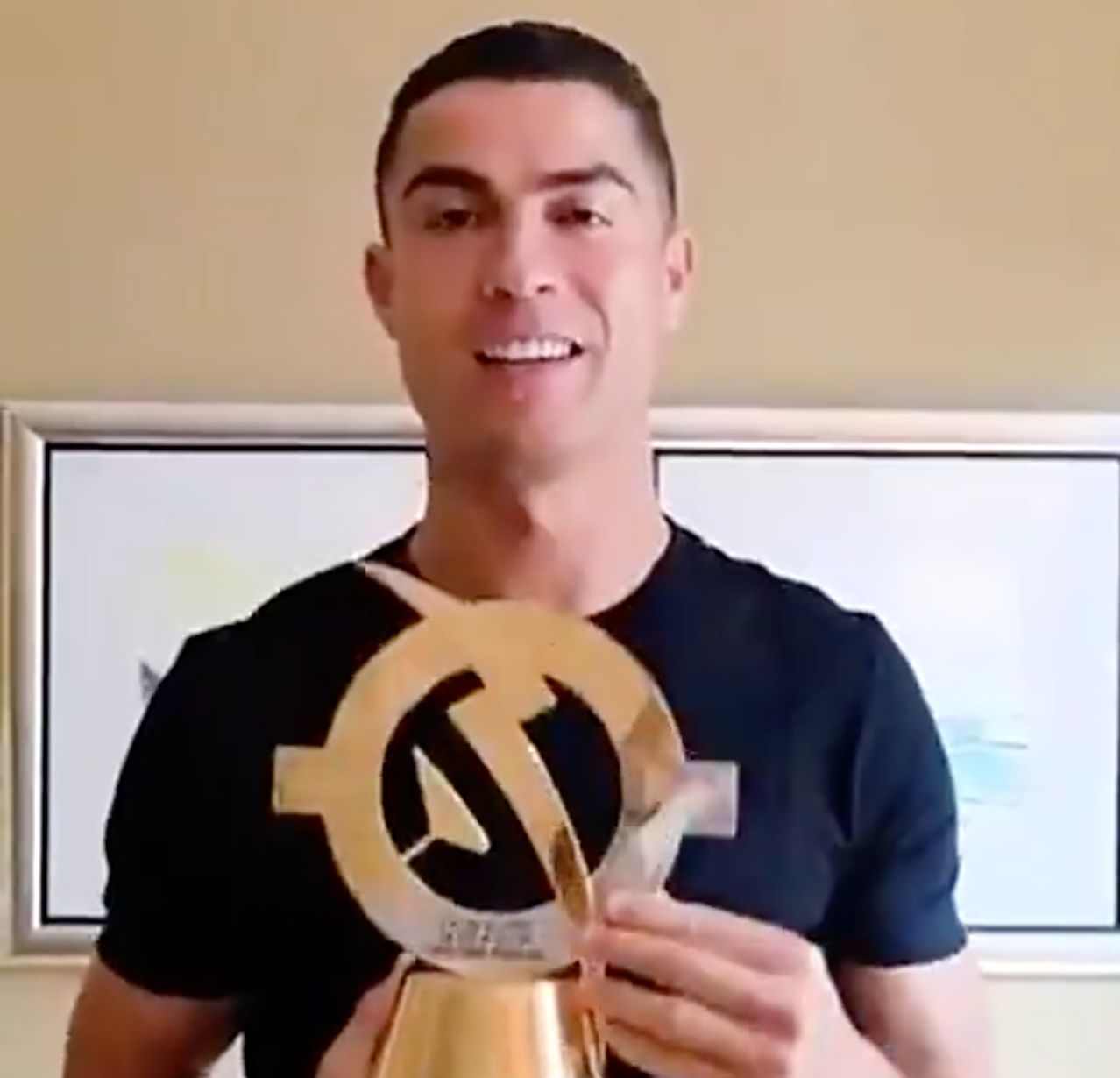 在与梅西竞, C罗在葡超, 当地时间本