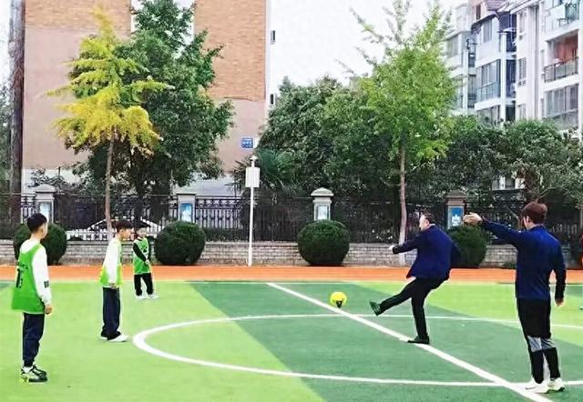 该校校长韩, 抢断