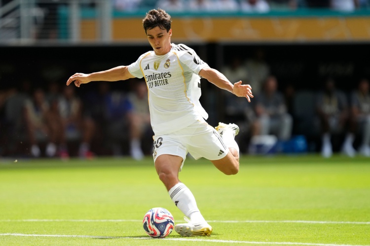 自皇马青训, 一线队机会, 分钟就助攻